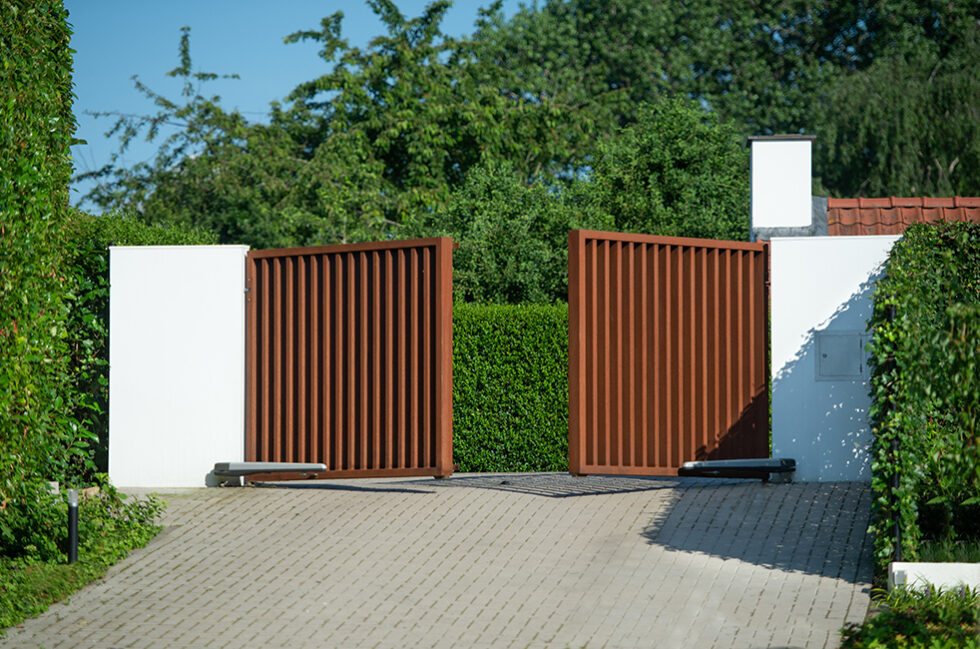 Rood staal poort