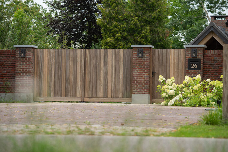 Houten poort prefab